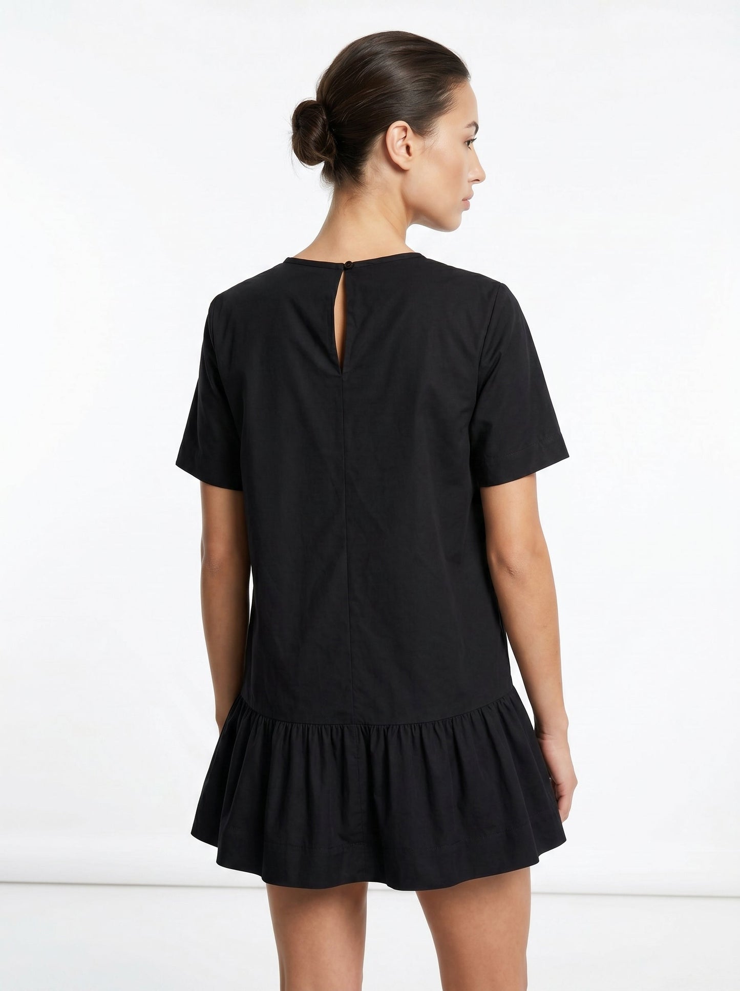 Vestido de algodón negro elegante