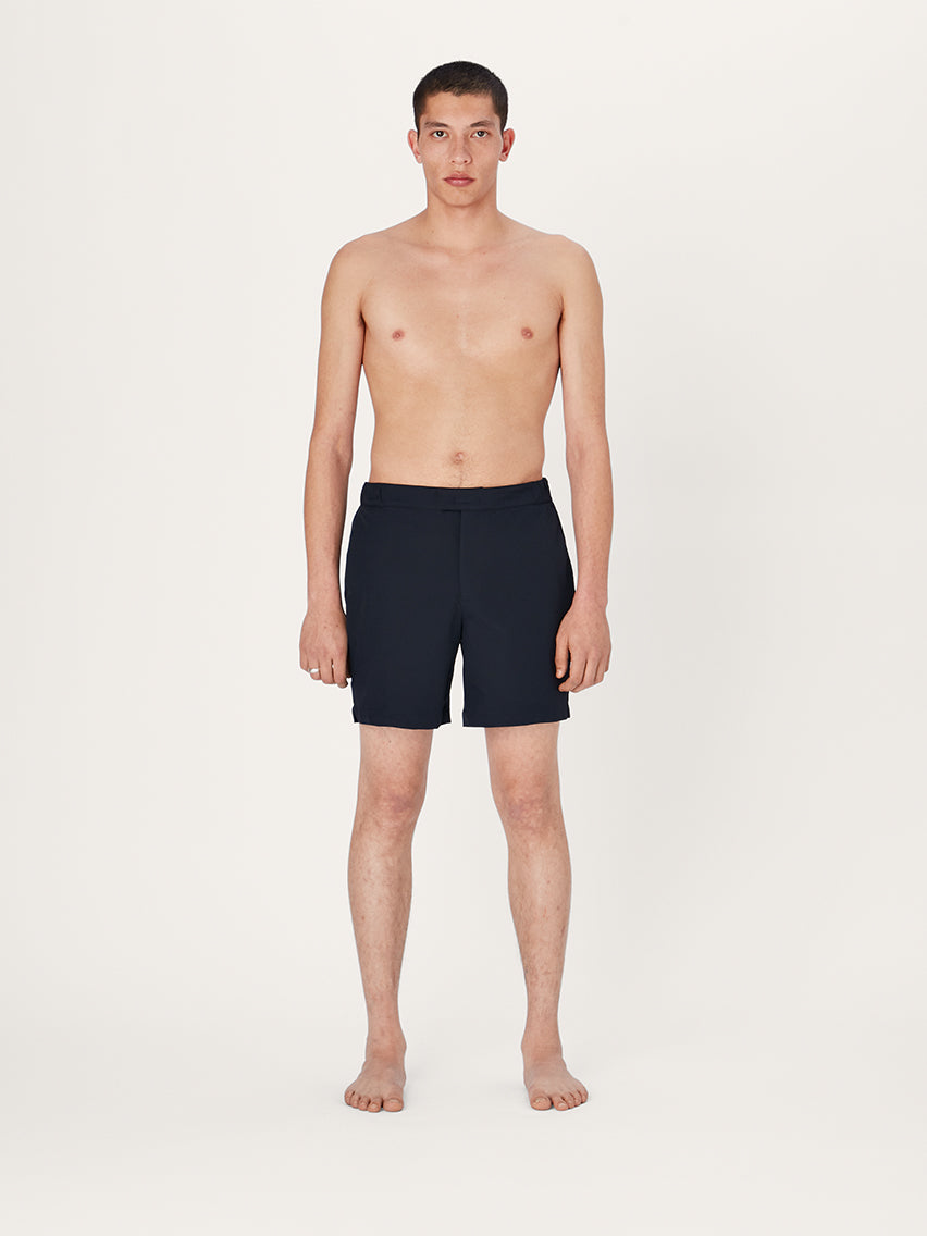 El Short Anywear 2.0 - Azul marino, Nylon reciclado, Sin malla