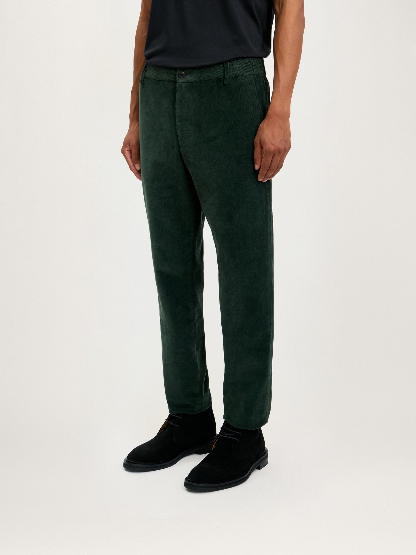 Pantalón de pana verde oliva oscuro — algodón elástico para comodidad diaria