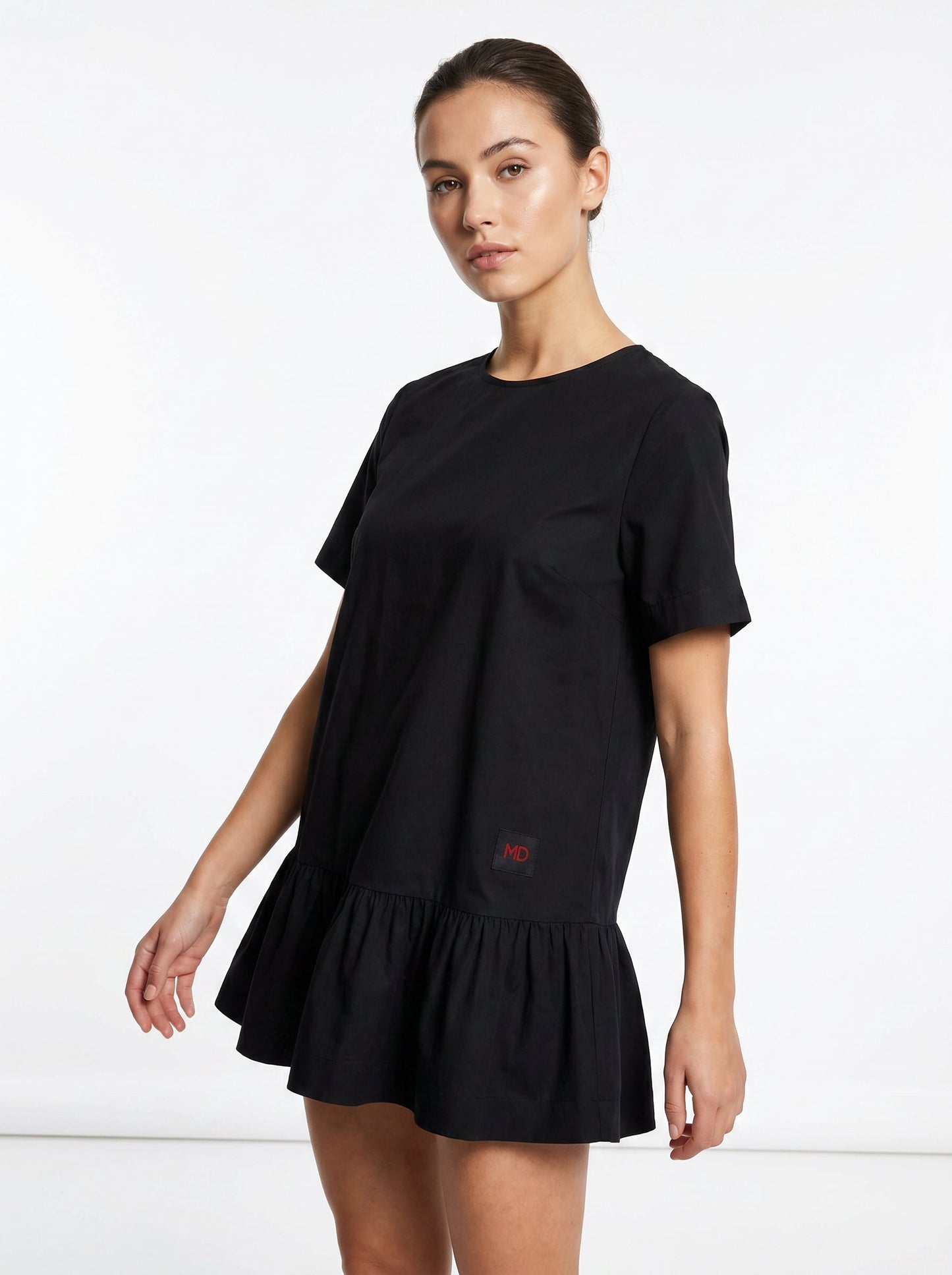 Vestido de algodón negro elegante