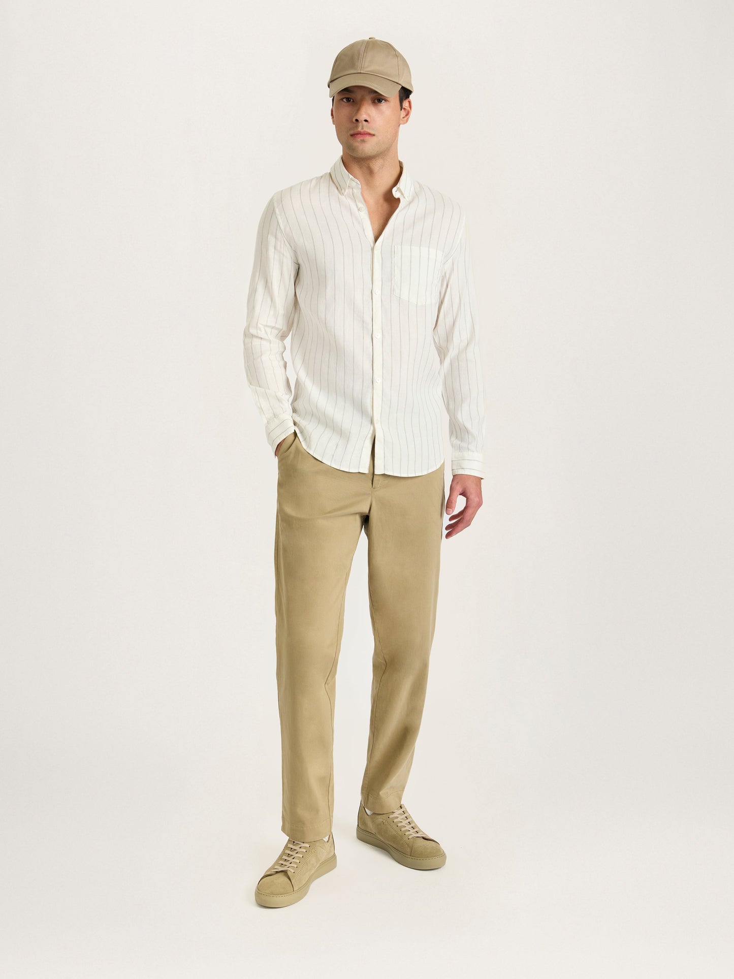 Camisa de lino con cuello para todo el día en rayas color crudo
