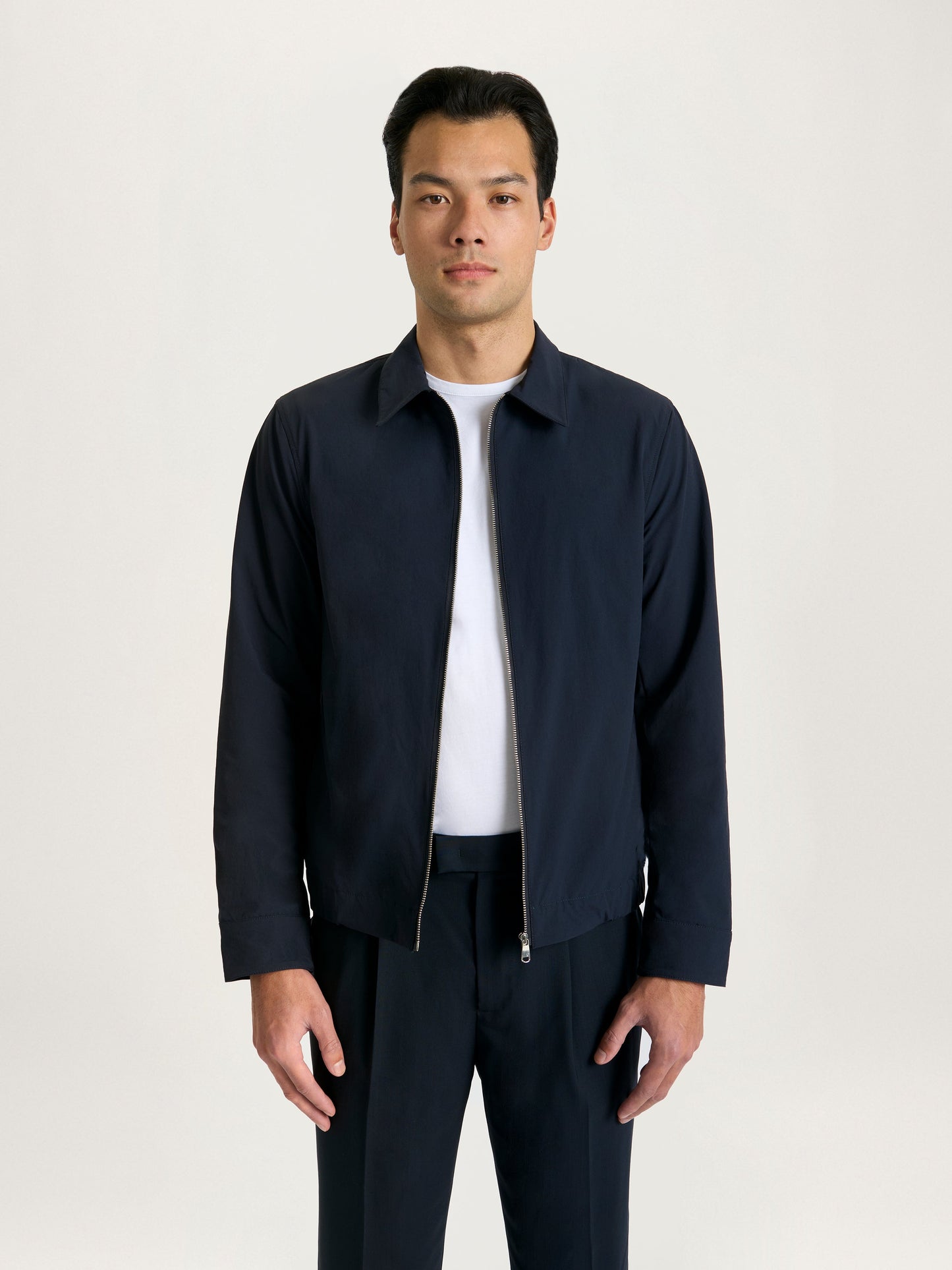 La chaqueta 360° en azul marino