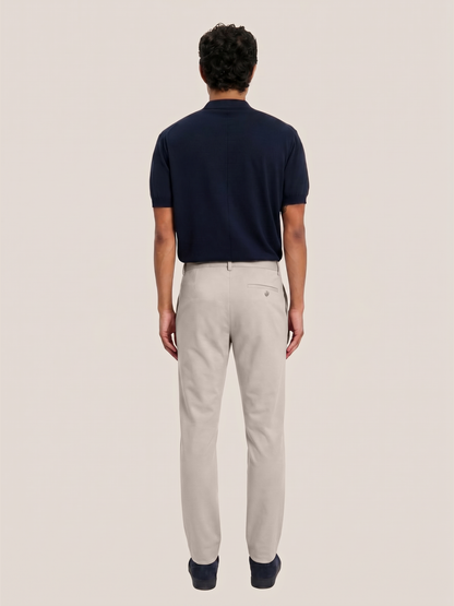 Los pantalones 360° en color beige