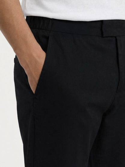 Pantalón de corte regular 24 en algodón negro elástico