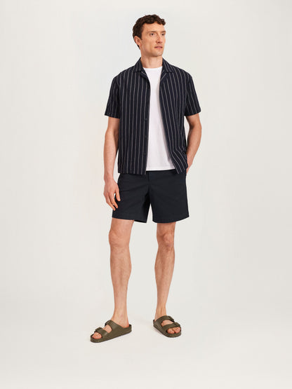 Shorts fáciles de algodón de color beige