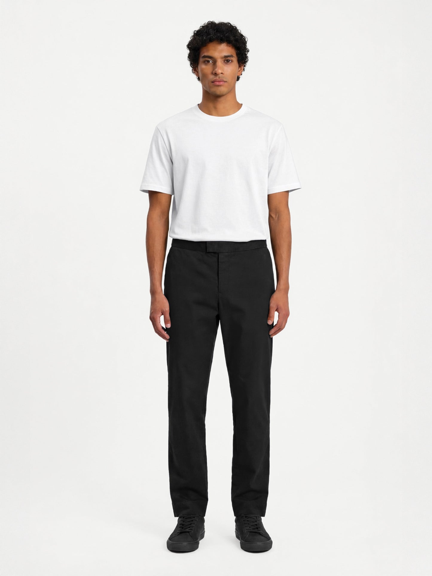 Pantalón de corte regular 24 en algodón negro elástico