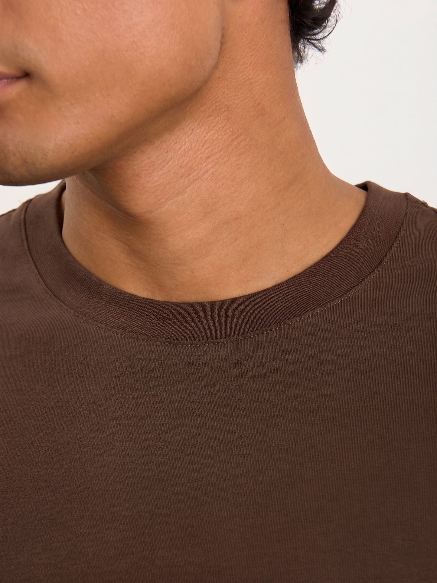 Camiseta de algodón orgánico de peso pesado en Terracota