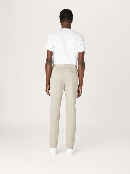 El pantalón 24: algodón elástico beige