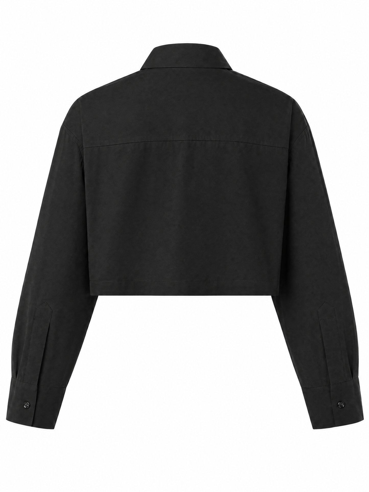 Camisa corta chic — A la moda y con un ajuste favorecedor