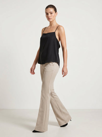 Top tipo slip-on — Estilo y comodidad sin esfuerzo