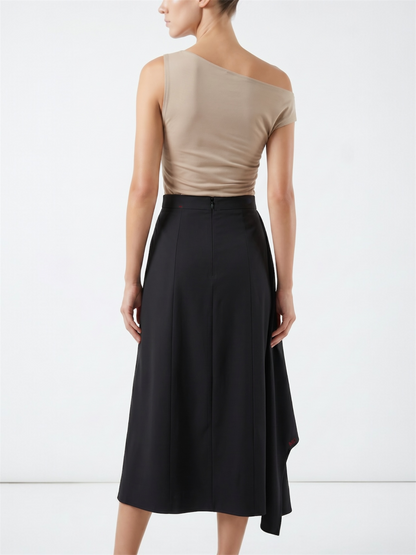 Falda chic - ajuste favorecedor, caída fluida para cualquier ocasión.